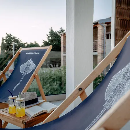 Raza - Beachfront On Rab - Sea View & Private Boat Dock *