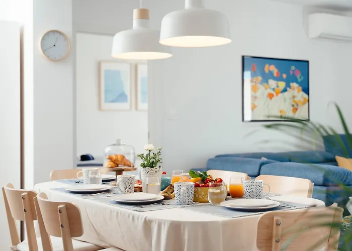 Apartment Raza - Beachfront On Rab - Sea View & Private Boat Dock