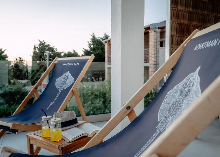 Raza - Beachfront On Rab - Sea View & Private Boat Dock *