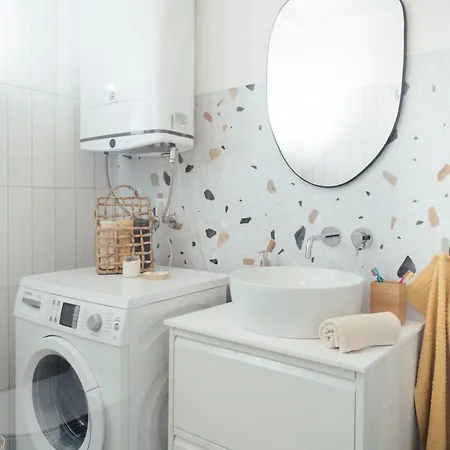 Raza - Beachfront On Rab - Sea View & Private Boat Dock Apartman Barbat na Rabu